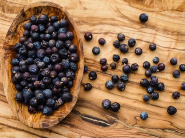 Baie de genièvre recette gin